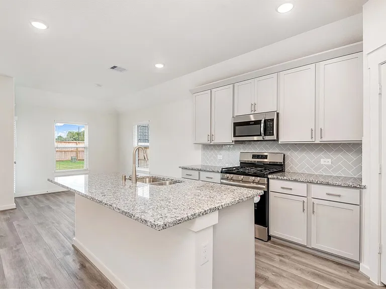 3111 W Frontier Ln — Photo 10
