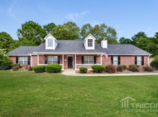 102 Old Stonewall Dr, Locust Grove, GA 30248