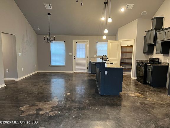 3rd image of 109 Cowan St