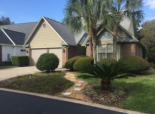 711 Putter Dr, Niceville, FL 32578