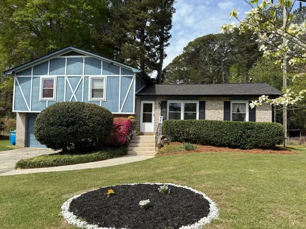 1763 Pounds Rd, Stone Mountain, GA 30087