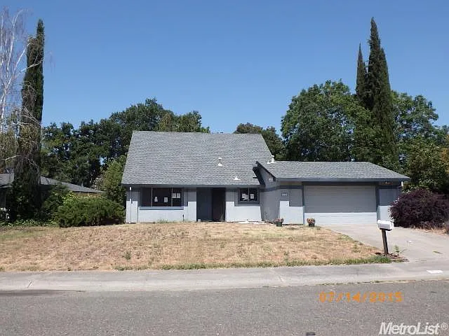 7925 Blazingwood Dr photo 1