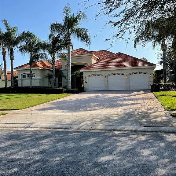 1837 Watermere Ln — Photo 1