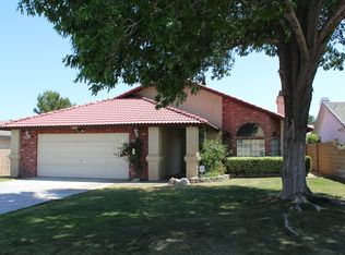 17927 Garden Glen Rd, Victorville, CA 92395
