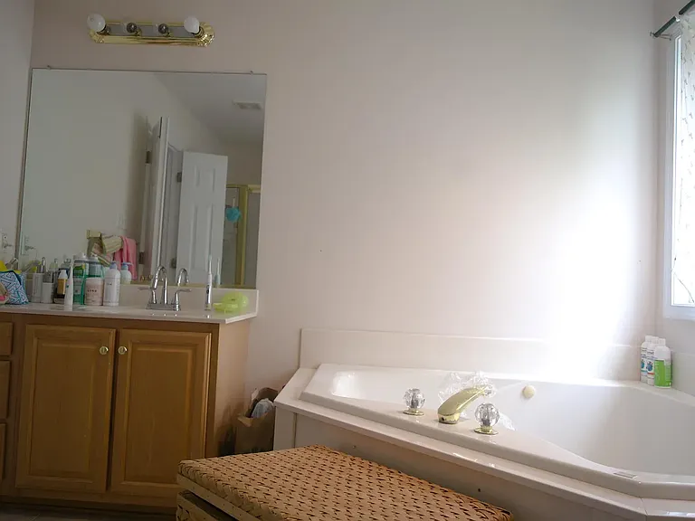 11213 Oakstone Dr — Photo 3