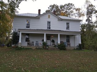 680 Herman Farmer Rd, Keeling, VA 24566