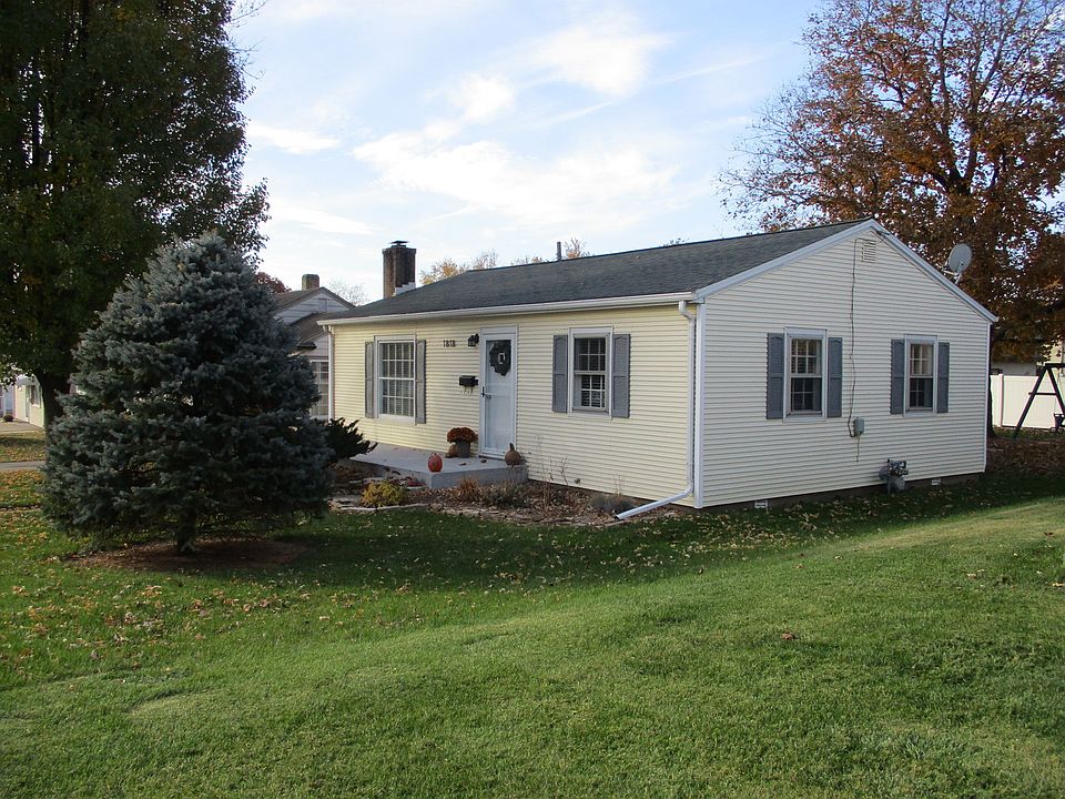 1st image of 1818 Schuyler St