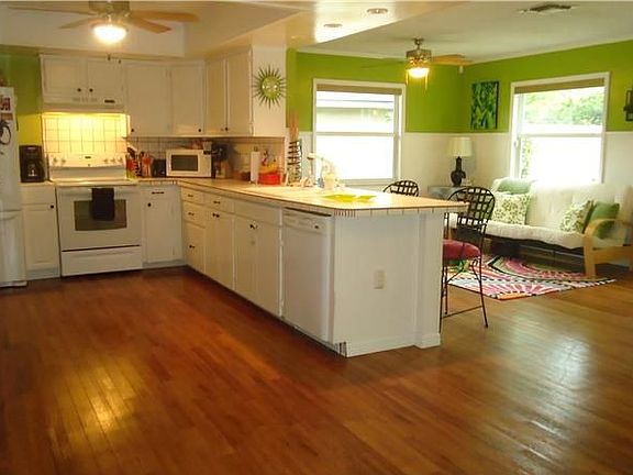 2nd image of 5150 Lido St