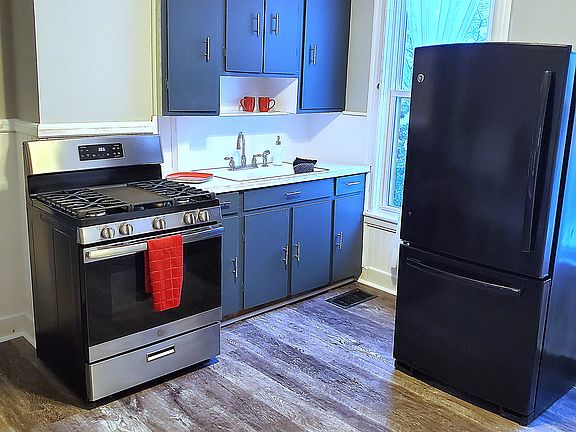 3rd image of 45 Pulver Ave #45
