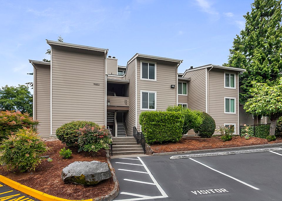 1st image of 19853 25th Ave NE APT 117
