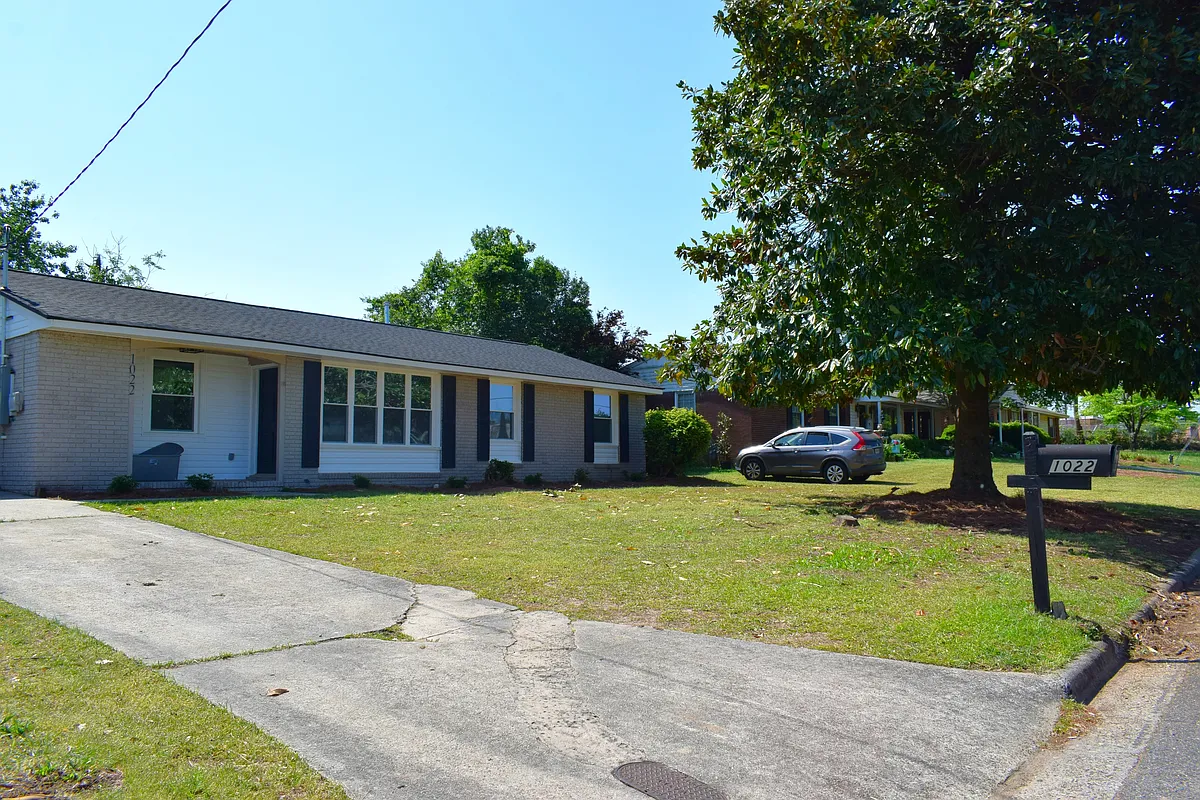 Building Photo - 1022 Oakdale Rd #1