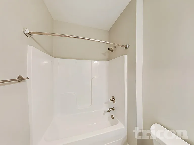 1139 Westgate Dr — Photo 15