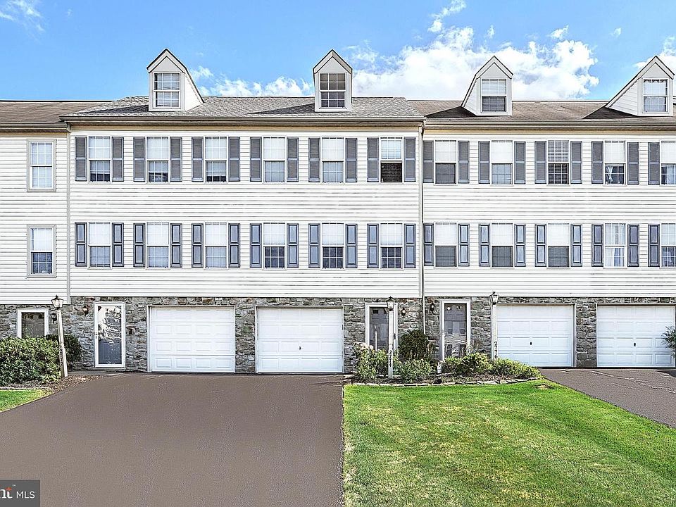 1st image of 2774 Woodmont Dr