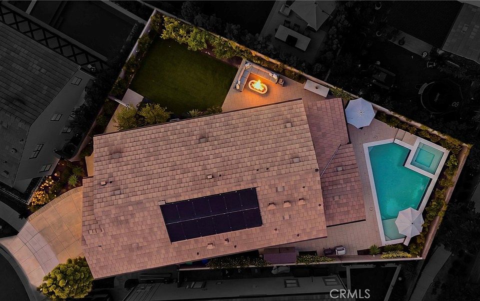 1st image of 146 Spur St