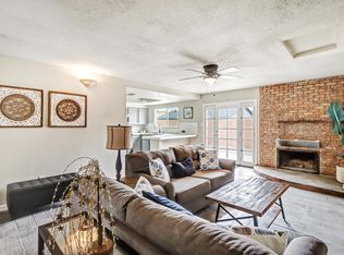 804 Landmark St NW, Albuquerque, NM 87121