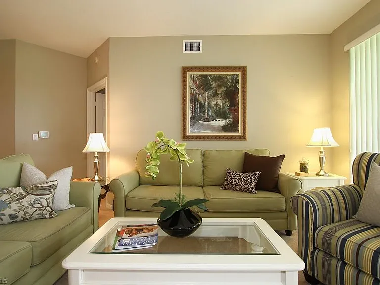 2150 Arielle Dr #506 — Photo 3