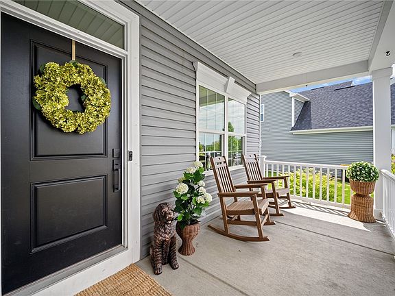 2nd image of 240 Regency Dr