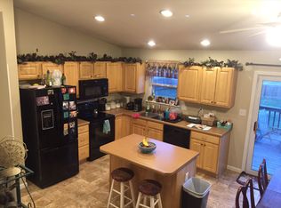 388 Calvey Meadows Dr, Robertsville, MO 63072