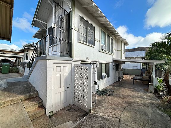 3rd image of 3429 Wela St #B