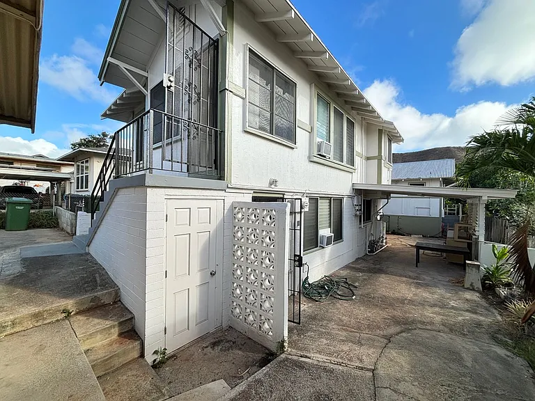 3429 Wela St — Photo 2