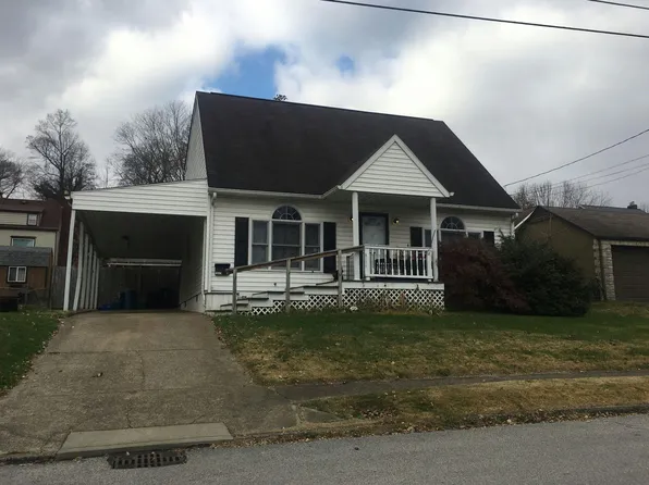 1017 Smithfield St, Parkersburg, WV 26101