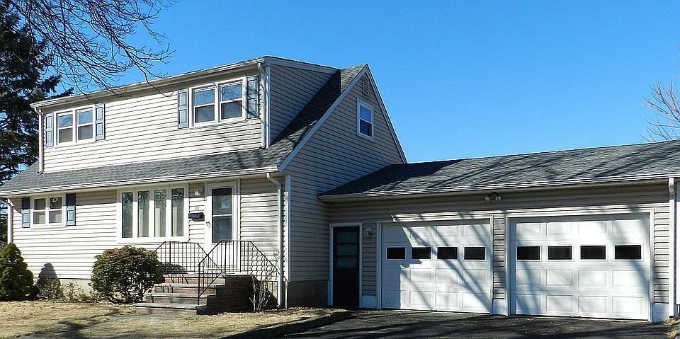 SCHEDULE A TOUR TODAY !