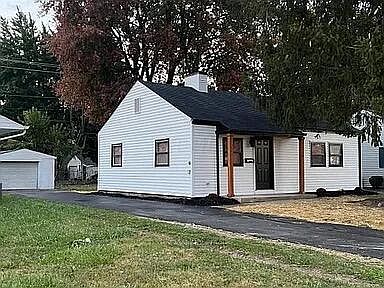 2nd image of 1106 S James Rd