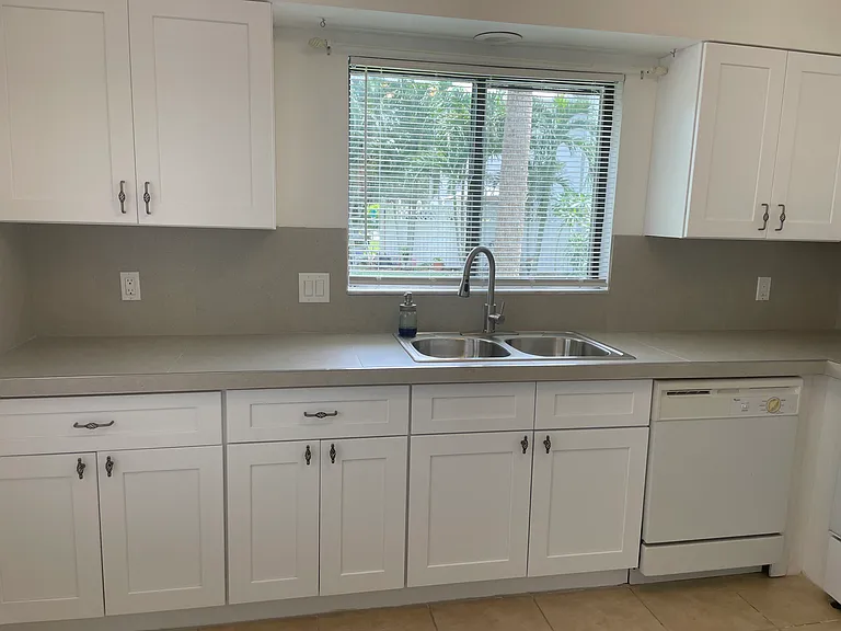 7724 Tamara Lee Ct #102 — Photo 15