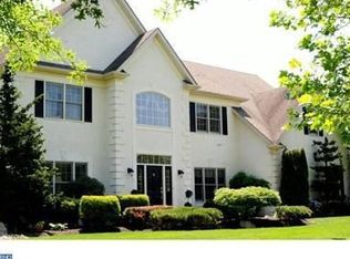 2 Windrose Cir, Doylestown, PA 18901