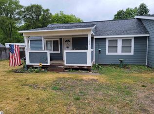 1668 County Road 633, Grawn, MI 49637