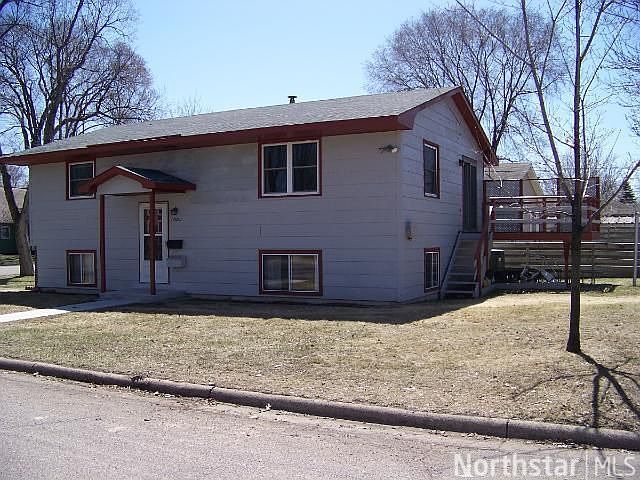 1st image of 1000 14th St S