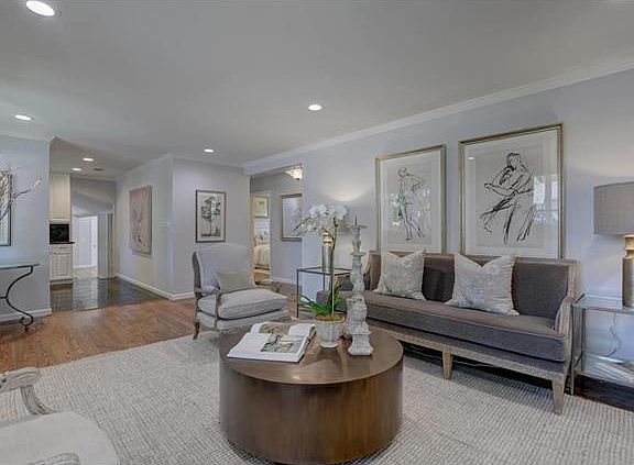 4th image of 1068 Sonoma Ave