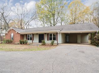77 Dixie Hill Rd, Hernando, MS 38632