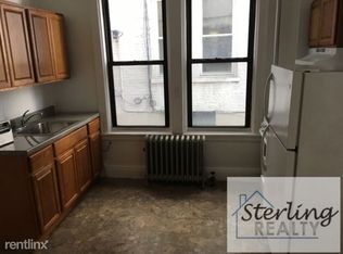 3123 42nd St, Astoria, NY 11103