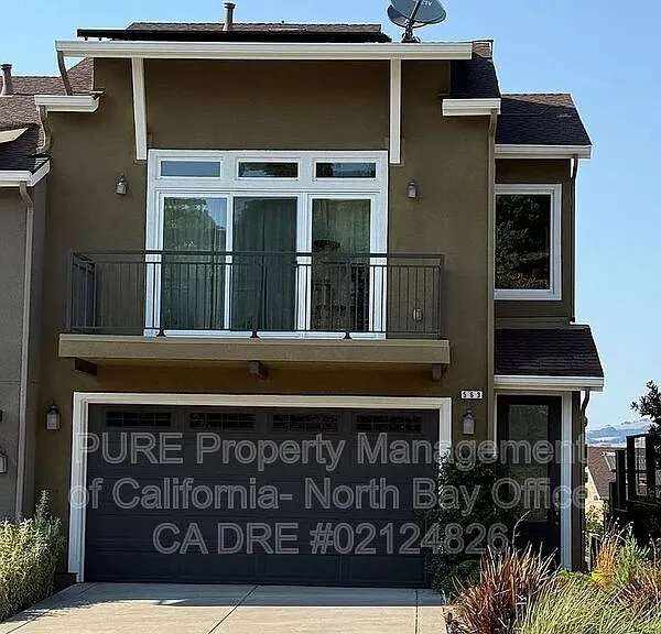 563 Jade St — Photo 1