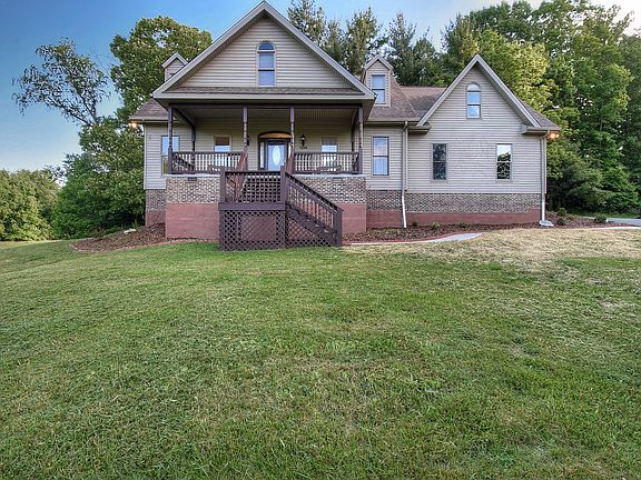 3rd image of 1299 McCoy Cir