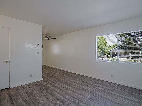5th image of 645 Ash St APT 4