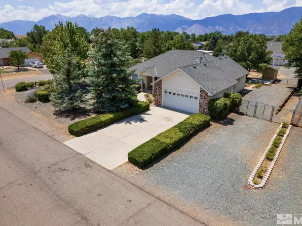 2652 Ballard Ln, Minden, NV 89423