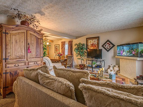 4th image of 32 Frances Dr NW