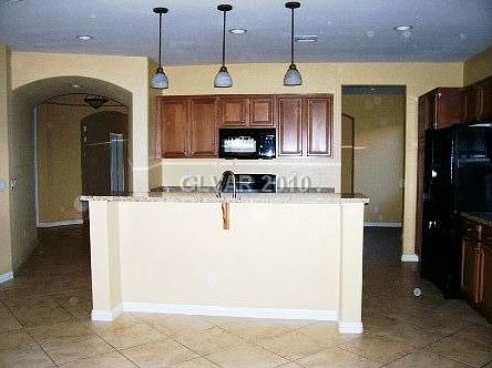 5th image of 11473 Parkersburg Ave