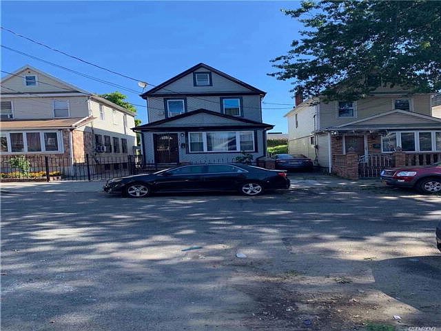 1st image of 10449 165th St