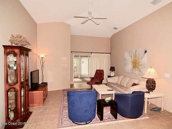 5th image of 720 Indian Oaks Dr