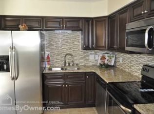 3229 Lakecrest Rd, Virginia Beach, VA 23452