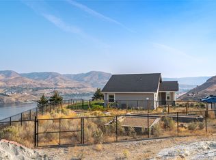 56 Chelan Butte Rd, Chelan, WA 98816