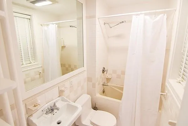 6 Perry St #3 — Photo 14