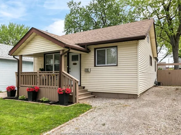 1836 George Ave, Windsor, ON N8W 4L8