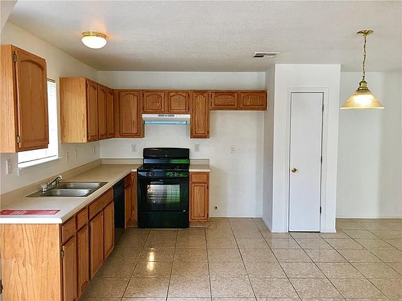 4th image of 2336 Joshua Louis Dr