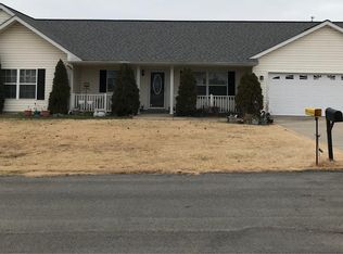 55 Dove Ct, Farmington, MO 63640