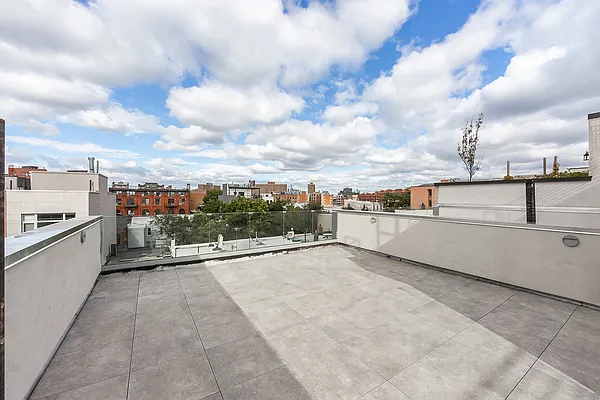 Sold by SERHANT. | media 5