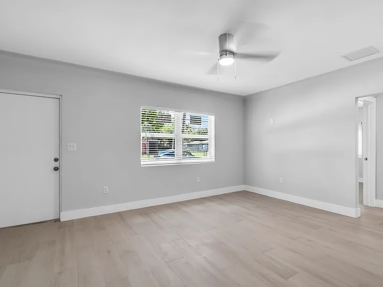 351 NE 82nd St #1 — Photo 14